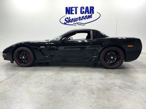 Used 2002 Chevrolet Corvette Z06 w/ Memory Pkg RWD image 3