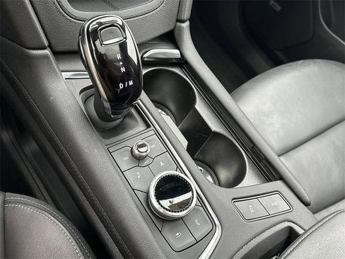 Certified 2025 Cadillac XT6 Premium Luxury image 35