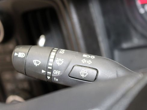 Used 2024 Chevrolet Silverado 2500 Custom w/ Custom Value Package image 35