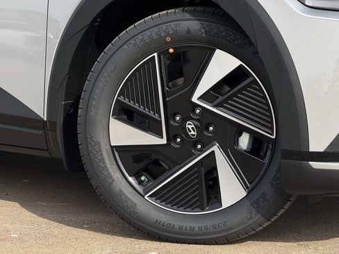 New 2026 Hyundai Ioniq 5 SEL image 25