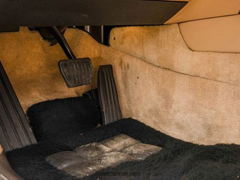 Used 2014 Rolls-Royce Ghost image 44