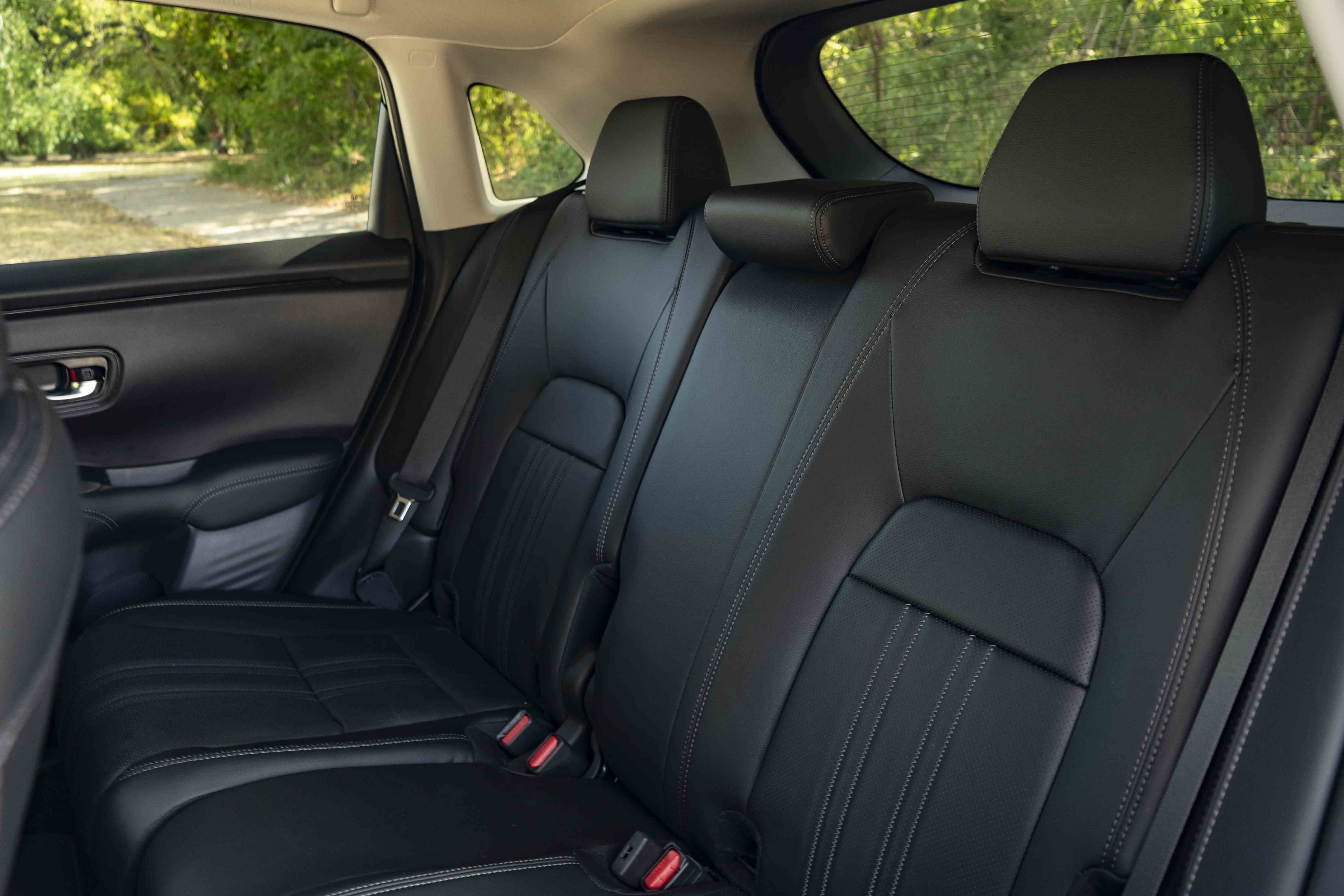 Used 2027 Honda HR-V EX-L image 17