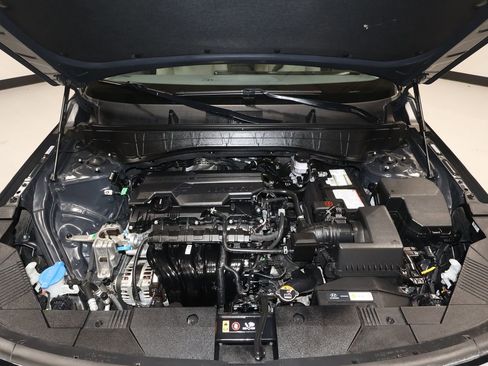 Used 2025 Hyundai Kona SEL image 31