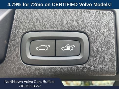 Certified 2023 Volvo XC60 B5 Plus w/ Climate Package image 7