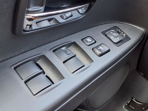 Used 2025 Mitsubishi Outlander Sport LE AWD/4WD image 19