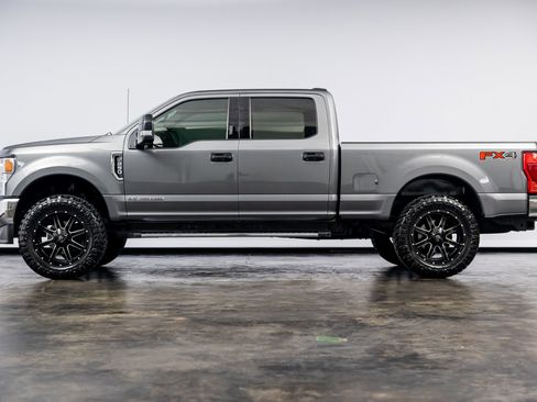 Used 2021 Ford F250 XLT w/ XLT Value Package image 9