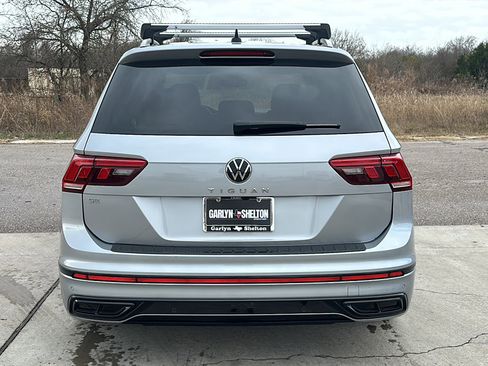 Used 2023 Volkswagen Tiguan SE R-Line image 7
