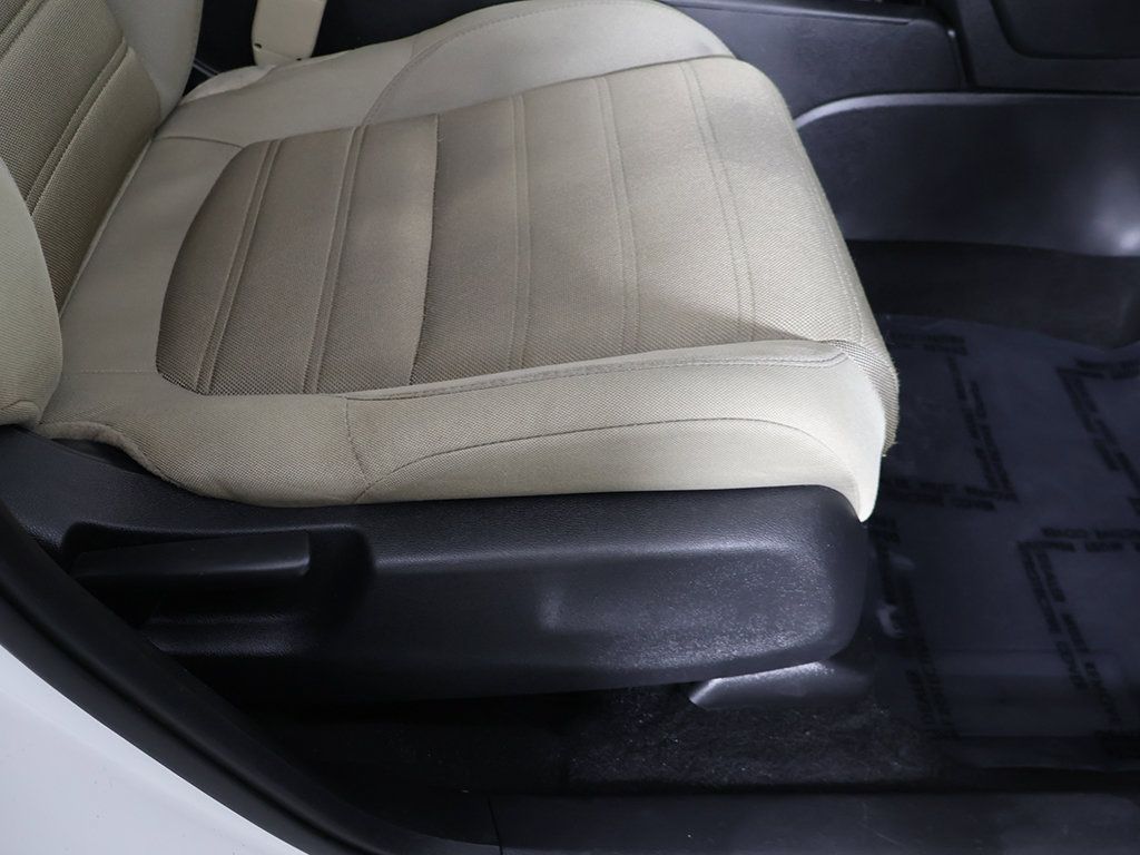 Used 2018 Honda CR-V LX image 30