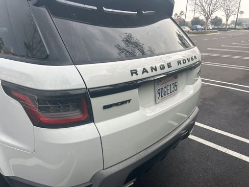 Used 2018 Land Rover Range Rover Sport SE image 20