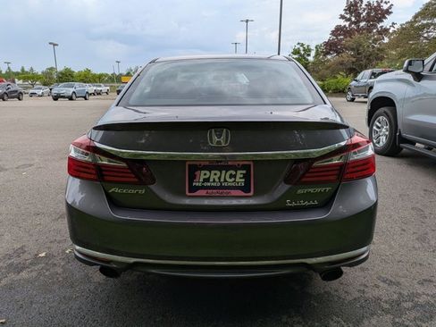 Used 2016 Honda Accord Sport image 5