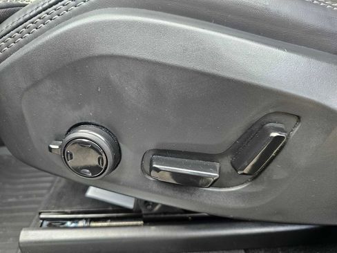 Certified 2024 Volvo XC90 B6 Ultimate w/ Protection Package Premier image 34