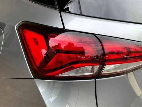 Used 2024 Chevrolet Equinox LT image 22