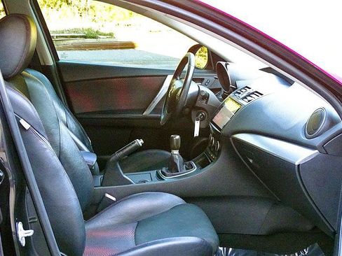 Used 2013 MAZDA MAZDA3 Touring FWD image 17