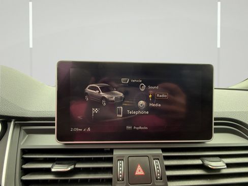 Used 2019 Audi Q5 2.0T Premium Plus w/ Premium Plus Package image 17