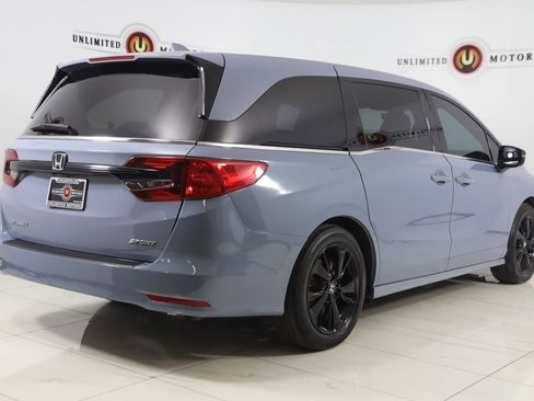 Used 2023 Honda Odyssey Sport image 3