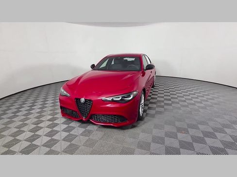 Used 2024 Alfa Romeo Giulia Sprint RWD image 49