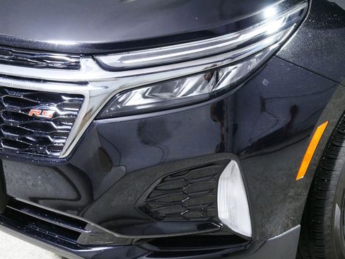 Used 2023 Chevrolet Equinox RS image 16