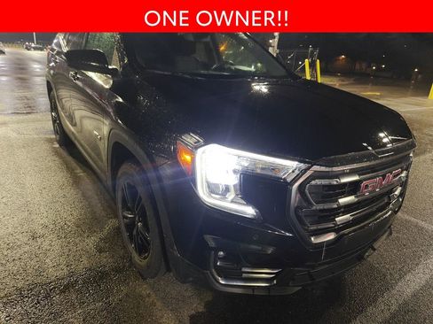 Used 2022 GMC Terrain AT4 w/ Infotainment Package II image 3