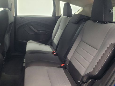 Used 2017 Ford Escape S image 18
