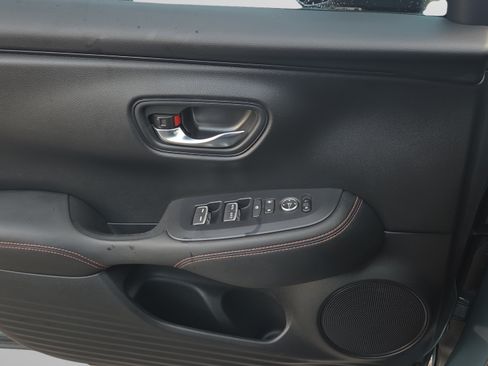 Certified 2024 Honda HR-V Sport image 33