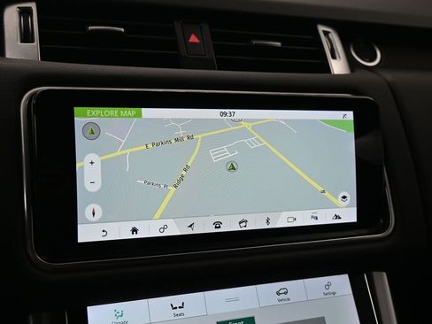 Used 2019 Land Rover Range Rover Sport HSE image 15