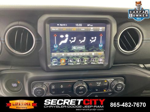 Used 2023 Jeep Wrangler Unlimited Rubicon 4xe w/ Steel Bumper Group AWD/4WD image 21