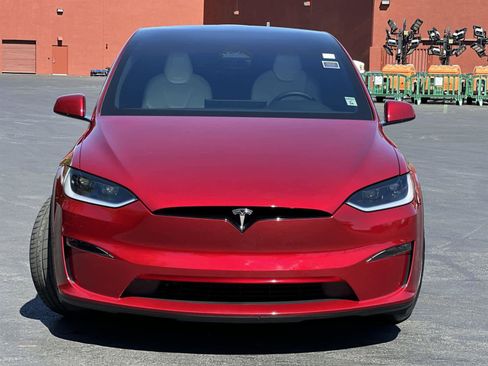Used 2023 Tesla Model X Plaid image 6