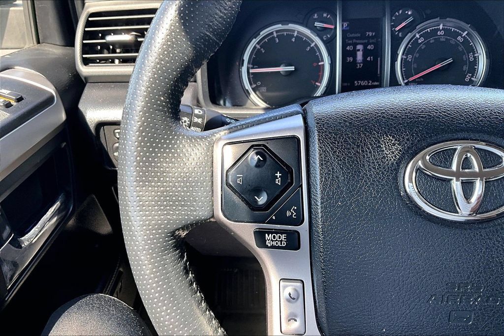 Used 2023 Toyota 4Runner Limited AWD/4WD image 11