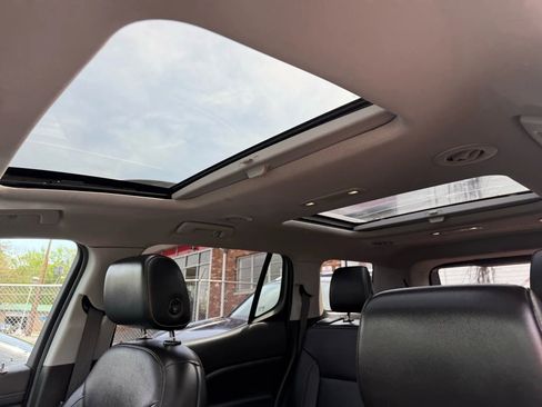 Used 2019 GMC Acadia SLT w/ LPO, Floor Liner Package image 42