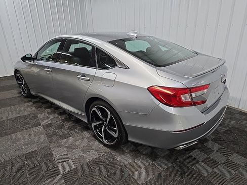 Used 2019 Honda Accord Sport image 9