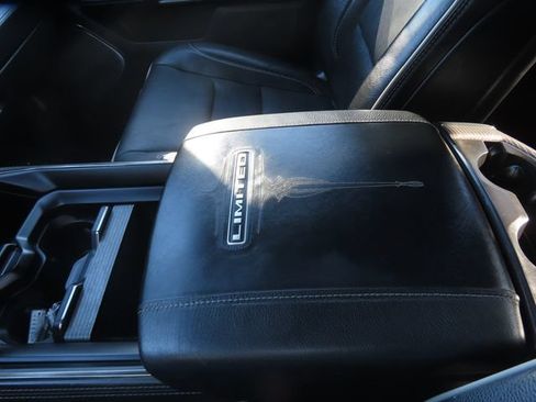 Used 2019 RAM 1500 Limited AWD/4WD image 40
