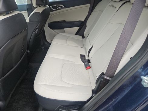 Used 2023 Kia Sportage EX image 20