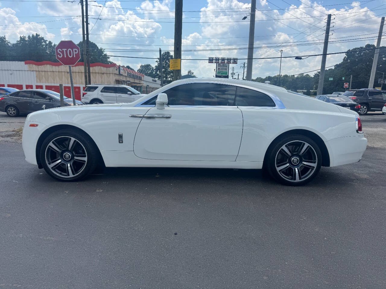 Used 2016 Rolls-Royce Wraith RWD image 2