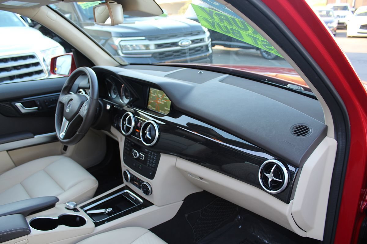 Used 2015 Mercedes-Benz GLK 350 2WD image 22