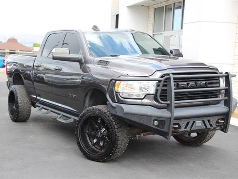 Used 2020 RAM 2500 Big Horn w/ Level 2 Equipment Group AWD/4WD image 2