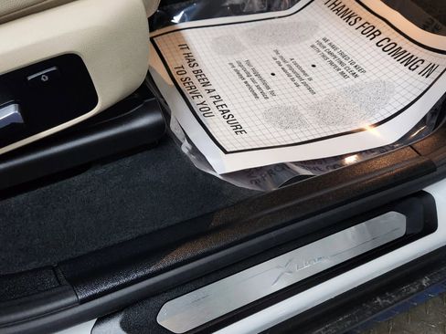 Used 2019 BMW X3 xDrive30i w/ Driving Assistance Package image 19