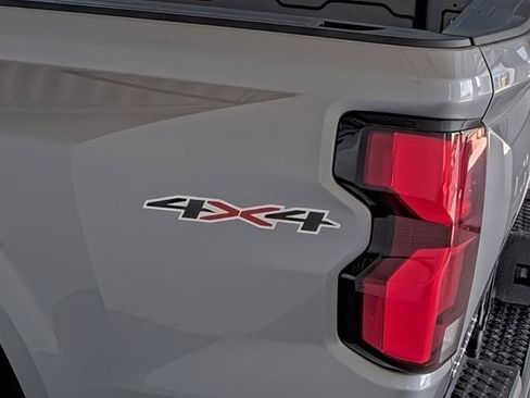 New 2026 Chevrolet Colorado LT w/ LT Convenience Package AWD/4WD image 10