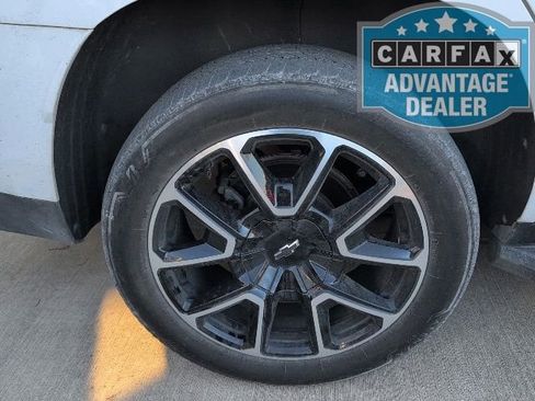 Used 2022 Chevrolet Tahoe RST w/ Luxury Package image 8