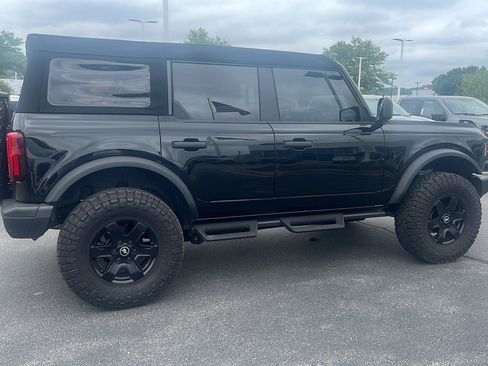 Used 2024 Ford Bronco Black Diamond AWD/4WD image 6