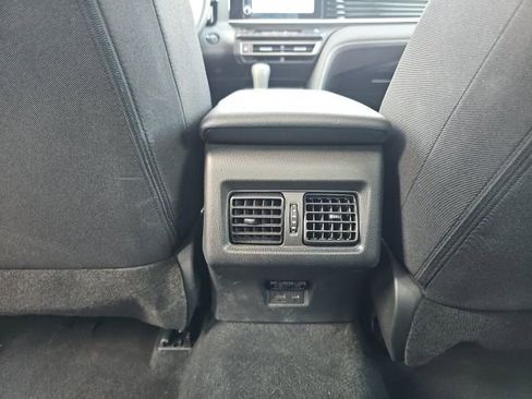 Used 2025 Toyota Camry LE image 23