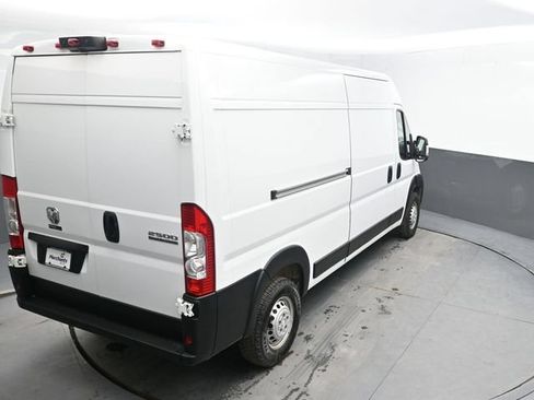 Used 2024 RAM ProMaster 2500 w/ Convenience Group FWD image 27