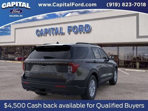 New 2026 Ford Explorer Active RWD image 8