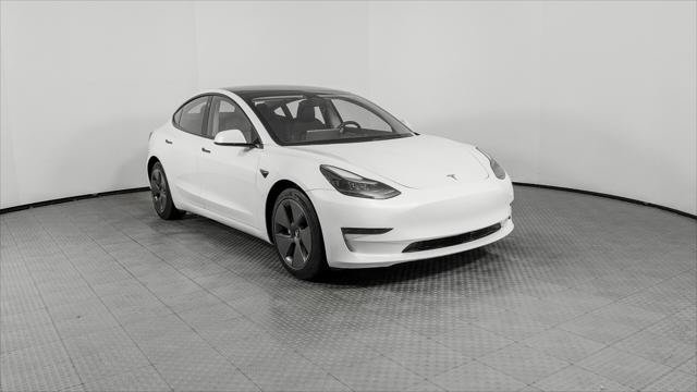 Used 2023 Tesla Model 3 Standard Range RWD image 8