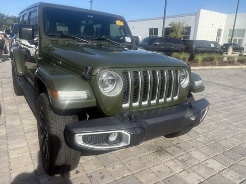 Used 2021 Jeep Wrangler Unlimited Sahara image 7