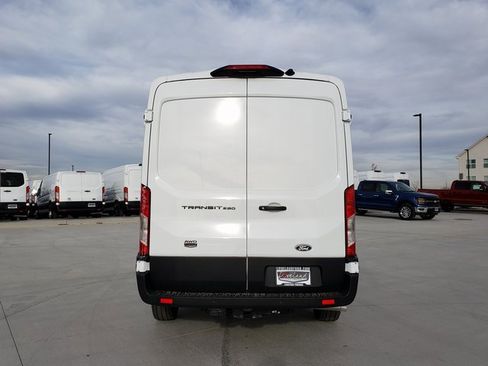 New 2026 Ford Transit 250 148 Medium Roof Extended AWD image 9