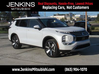 New 2025 Mitsubishi Outlander SE