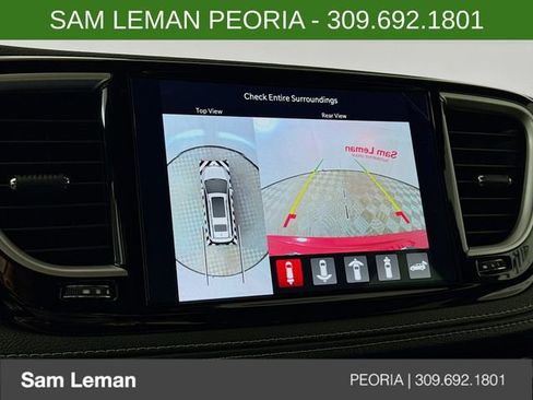 New 2026 Chrysler Pacifica Select FWD image 13