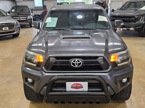 Used 2012 Toyota Tacoma 4x4 Double Cab w/ TRD Sport Pkg image 2