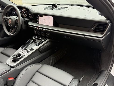 Certified 2024 Porsche 911 Targa 4S image 23