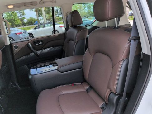 Used 2023 INFINITI QX80 Premium Select w/ Cargo Package image 14